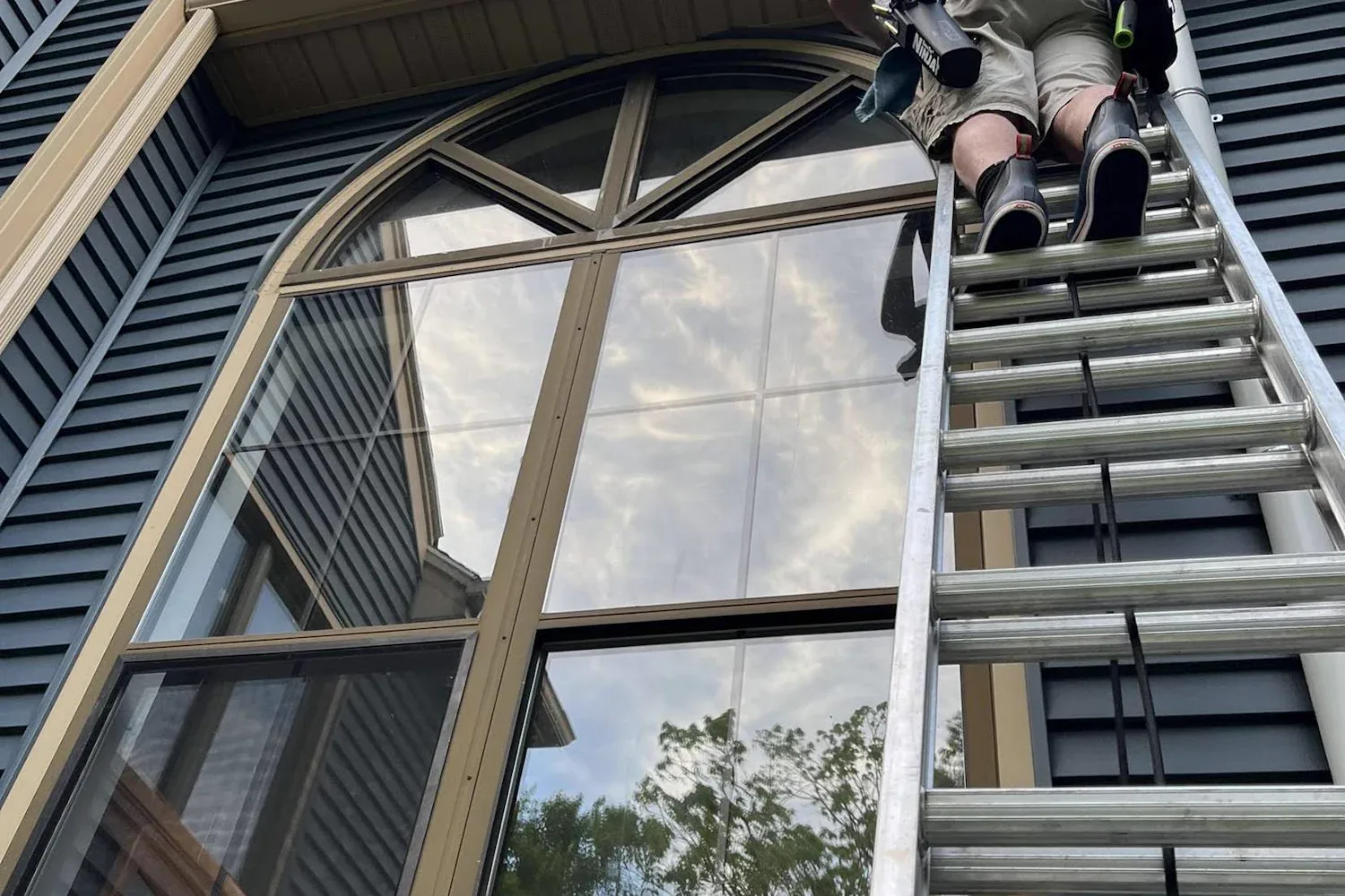 Streak-free window cleaned by Callahan Exterior Cleaning in Southeast Massachusetts